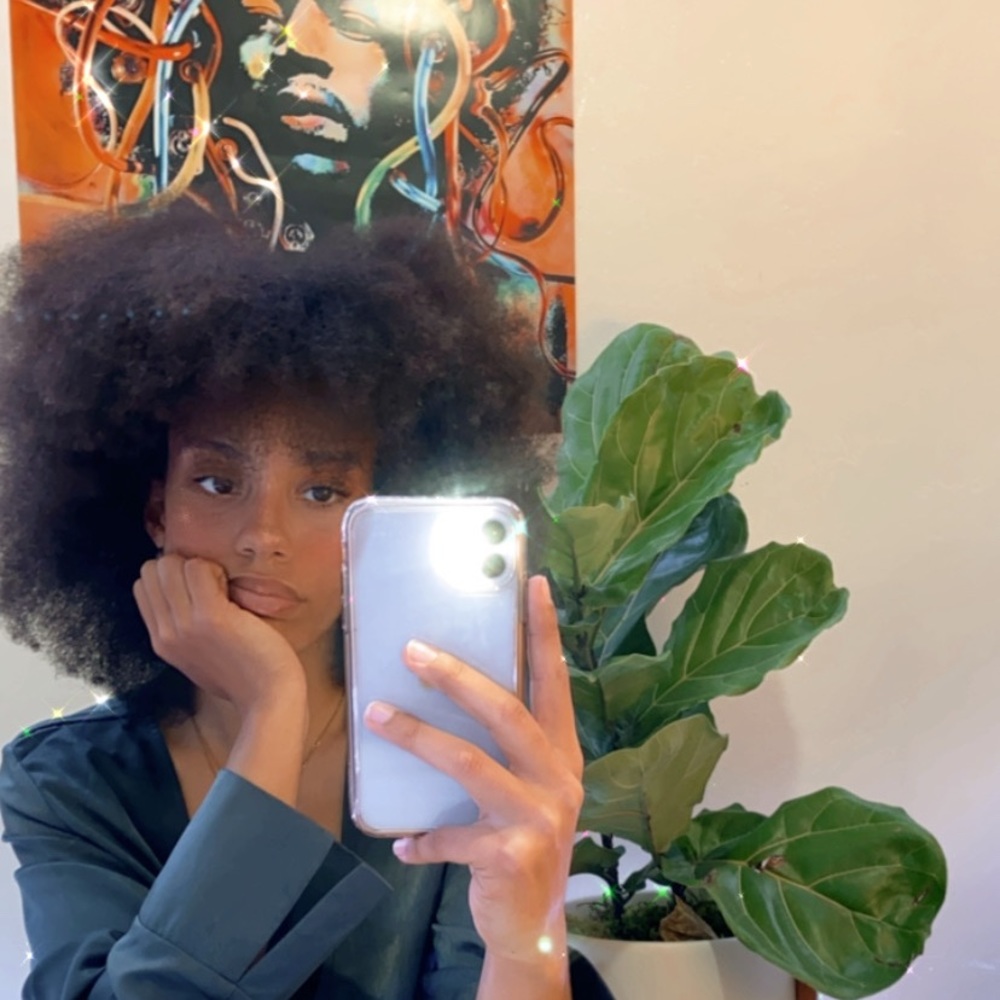 Meet your Posher, Tia